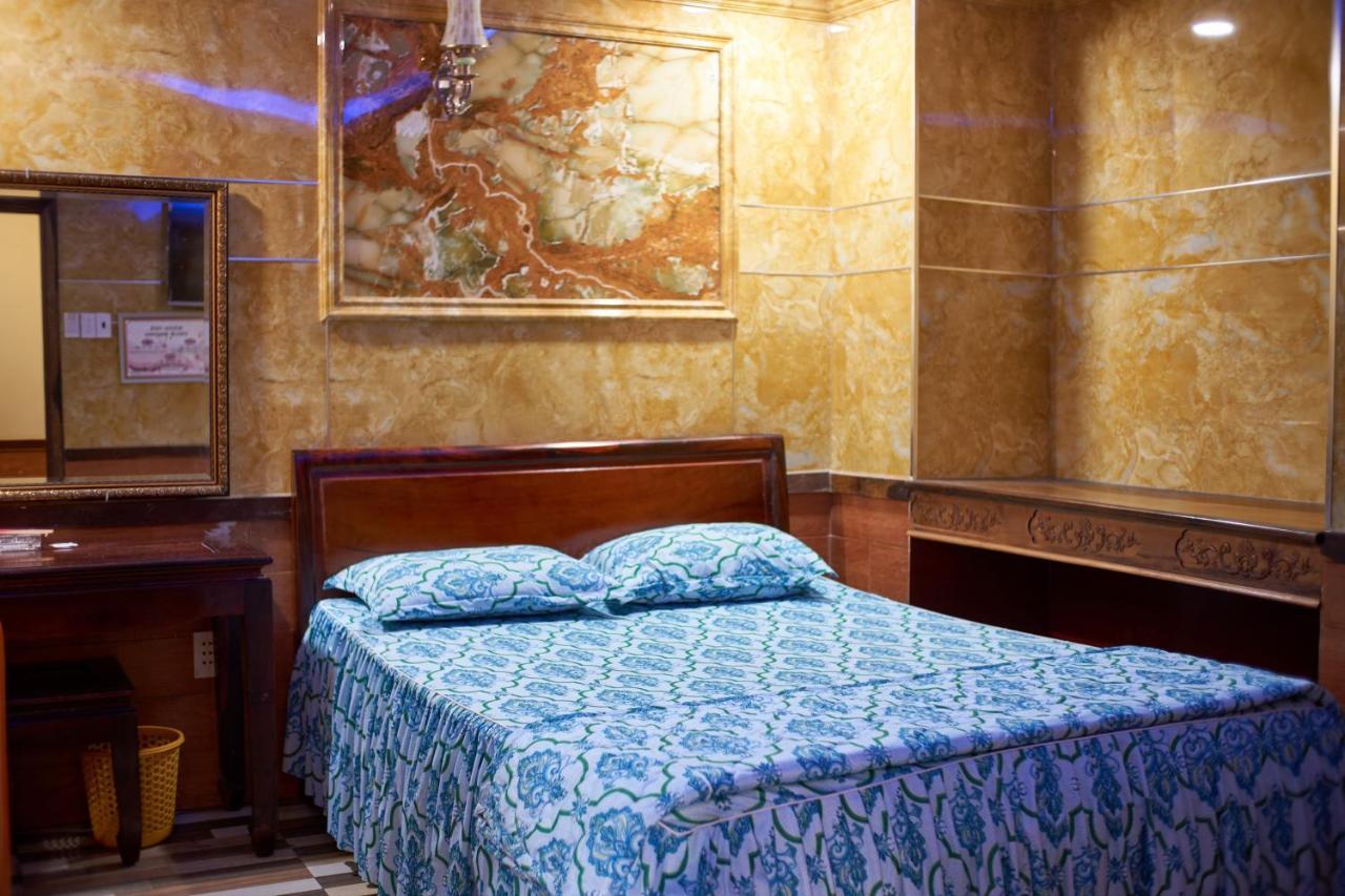 Hoa Anh Dao 2 Hotel Thuan An Exterior photo