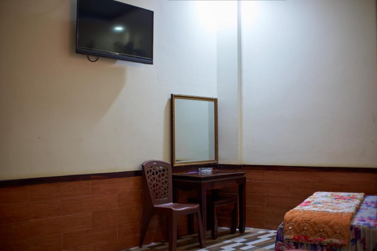 Hoa Anh Dao 2 Hotel Thuan An Exterior photo