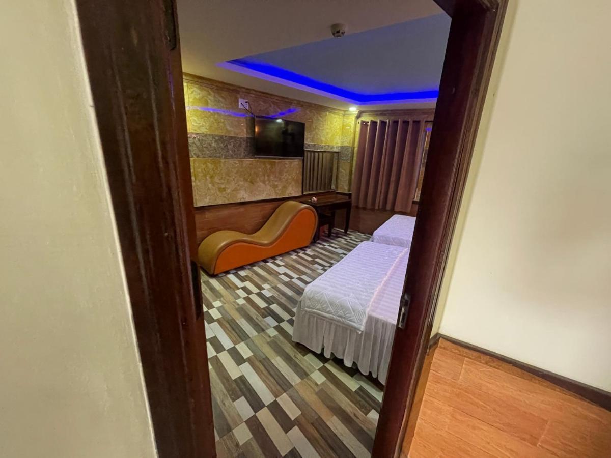 Hoa Anh Dao 2 Hotel Thuan An Exterior photo